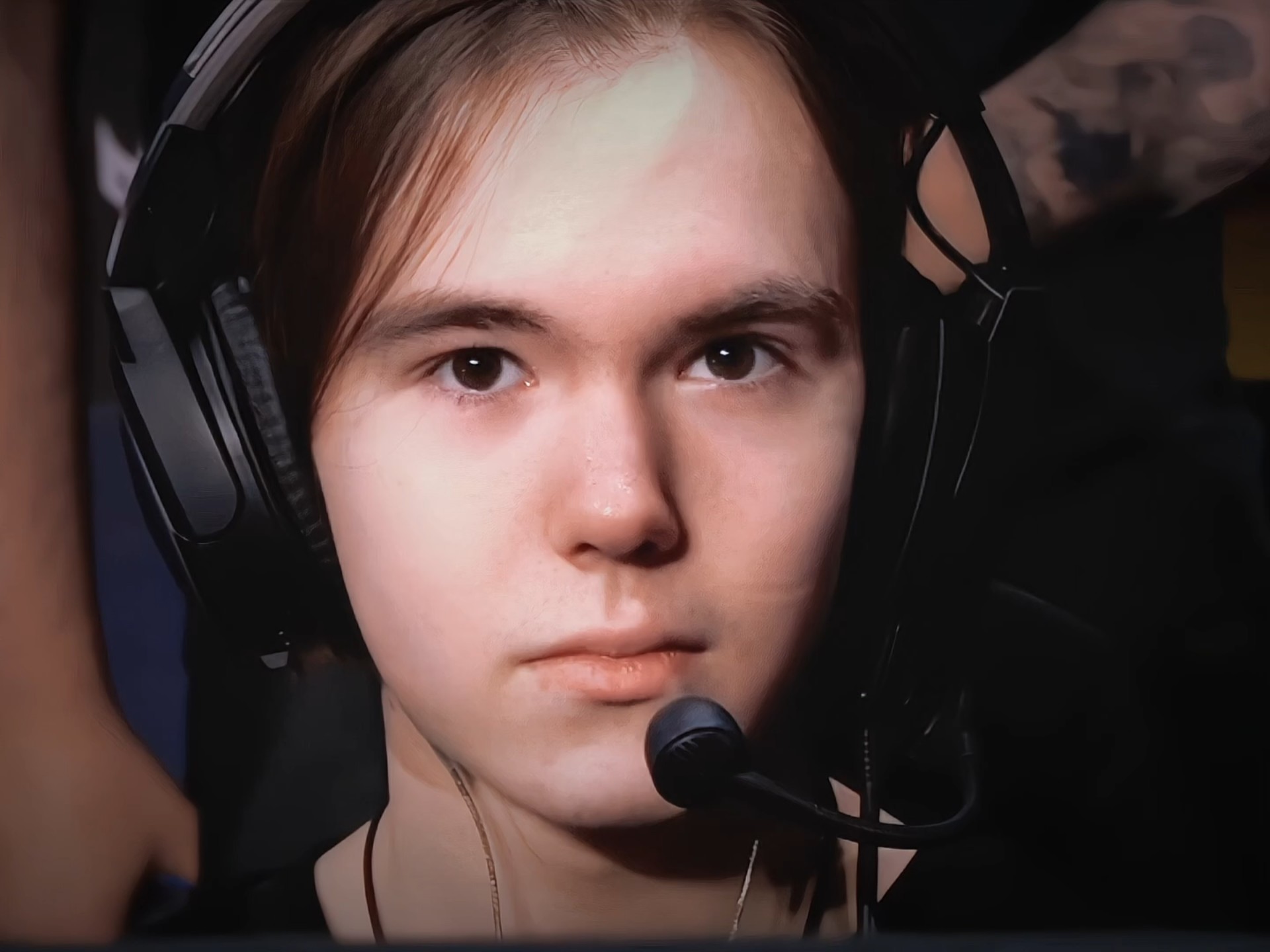 因病缺席改 因病缺席改